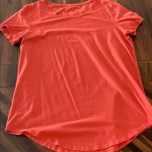 size 4 lululemon women's shirt